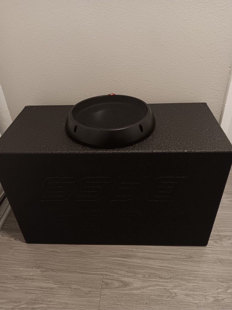 Rockford Fosgate T1 D2 10" SUBWOOFER IN LARGE PORTED BOX!!!
