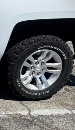 Chevy Silverado 2016 1 stock rim only no tire