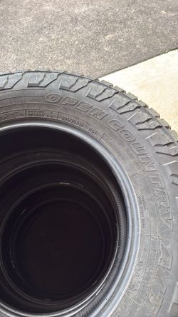 4 Toyo Open Country 265/70/18 under 200 miles
