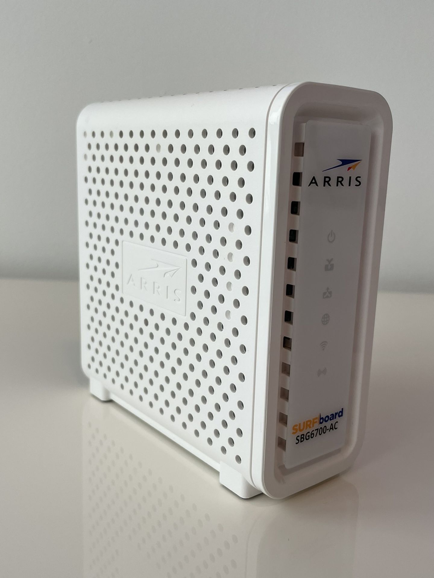 ARRIS Surfboard SBG6700-AC cable modem for Comcast Xfinity, Spectrum, Cox and more