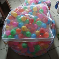 1 Big Bag And 1 Small Bag Of Play Pen Balls All For $30