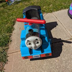 Power Wheels Thomas Train Ride-On Toy