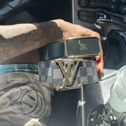 LV And Gucci Belt