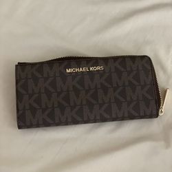 Micheal Kors Wallet