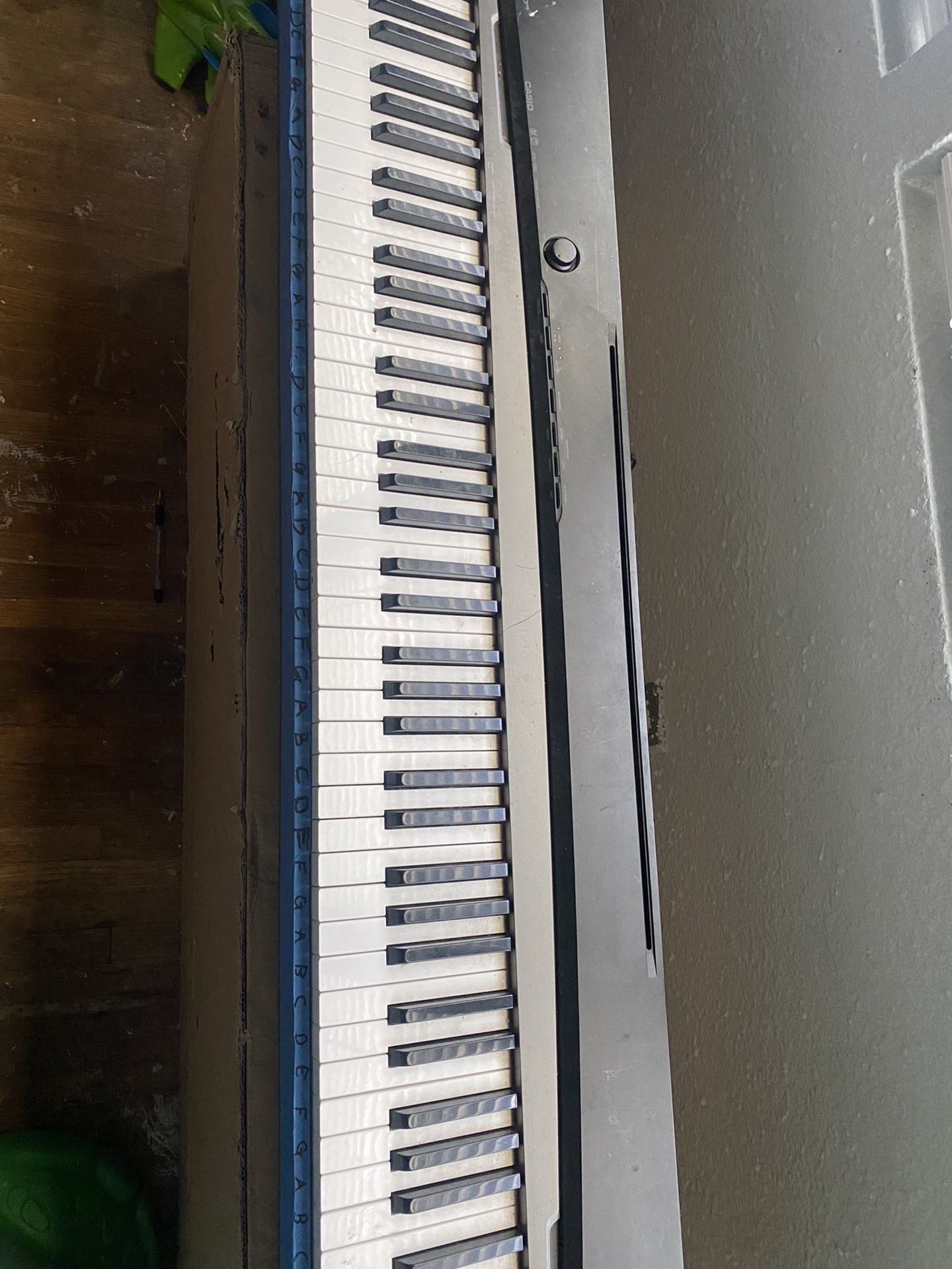 Casio Keyboard Three Pianos Classical Modern Electric