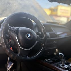 🚗 Selling Parts – 2008 BMW X5 4.4i V8 (E70)