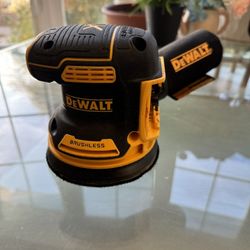 Dewalt Palm Sander