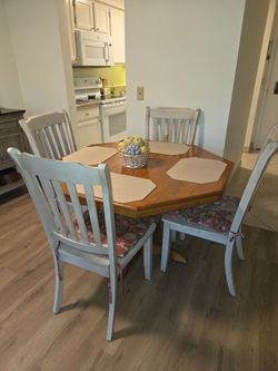 Dining set