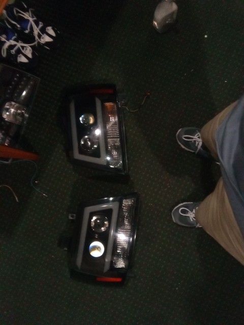 2007 Tahoe Headlights And Tail Lights