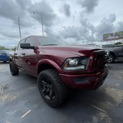 2021 Dodge Ram 1500 Classic SLT   