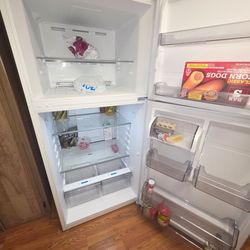 Midea refrigerator