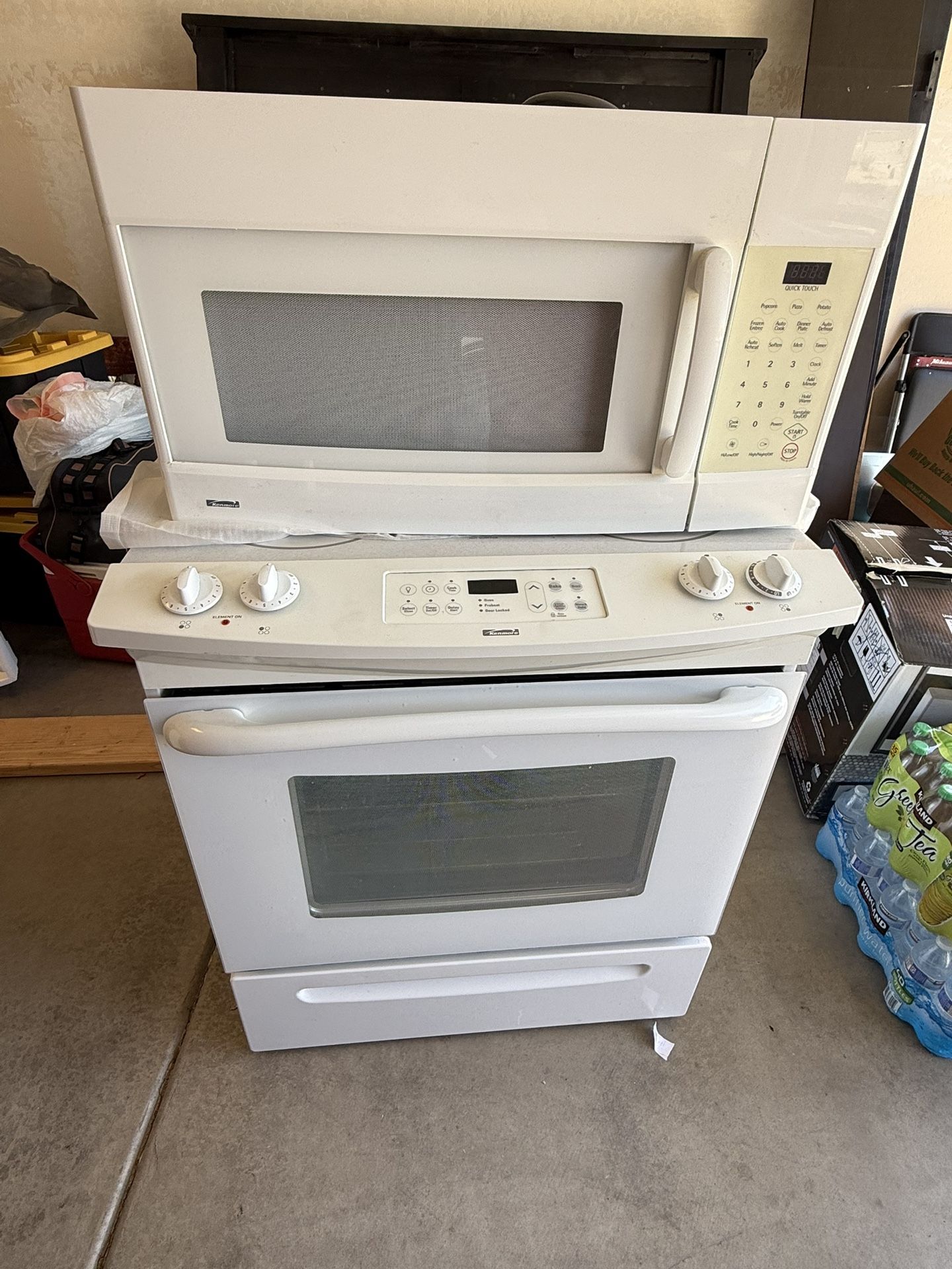 Electric Range And Microwave Oven