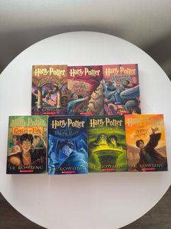 Harry Potter Complete 7-Book Paperback Set