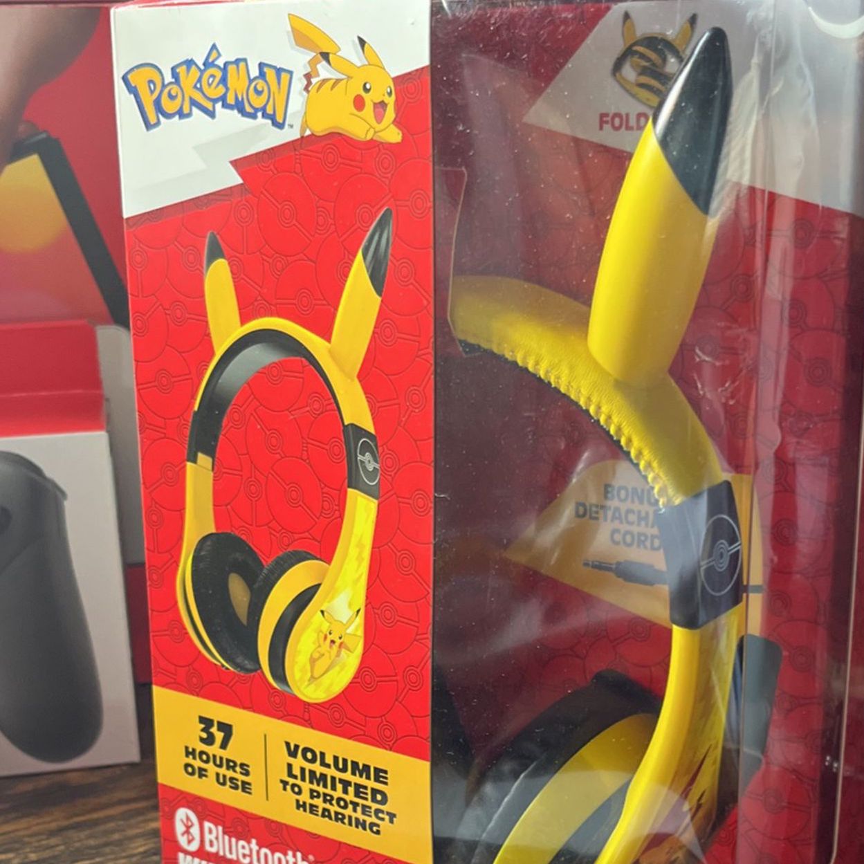 Pokémon Pikachu Bluetooth Wireless Headphones With Additional Cord