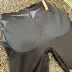 SKIMS Butt Enhancing Shapewear 