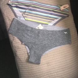Victoria’s Secrect Under Wear