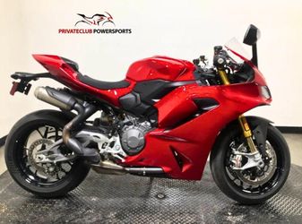 2025 Ducati Panigale V2 S
