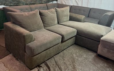 Gray couch good condition clean we sell all the time delivery $40 local