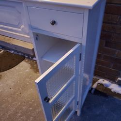 Cabinet Like New 
