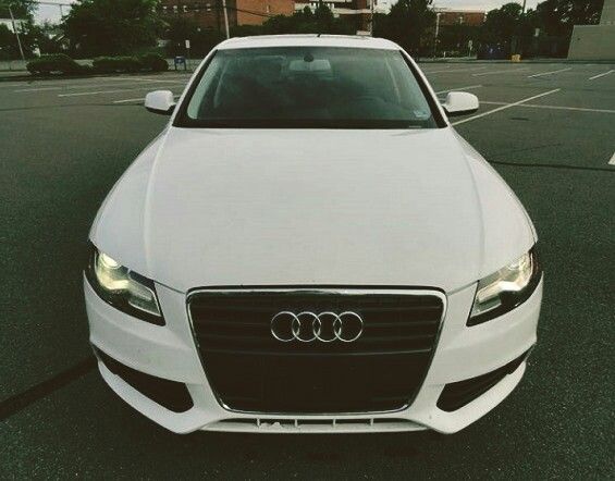 Full/Navy2010-Audi-A4 Quattro*SedanAWD