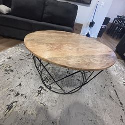 Wood Round Coffee Table 