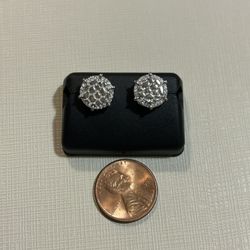 Stud Earrings With Moissanite 