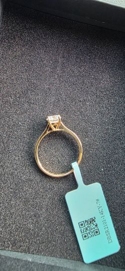 14kt gold diamond engagement ring
