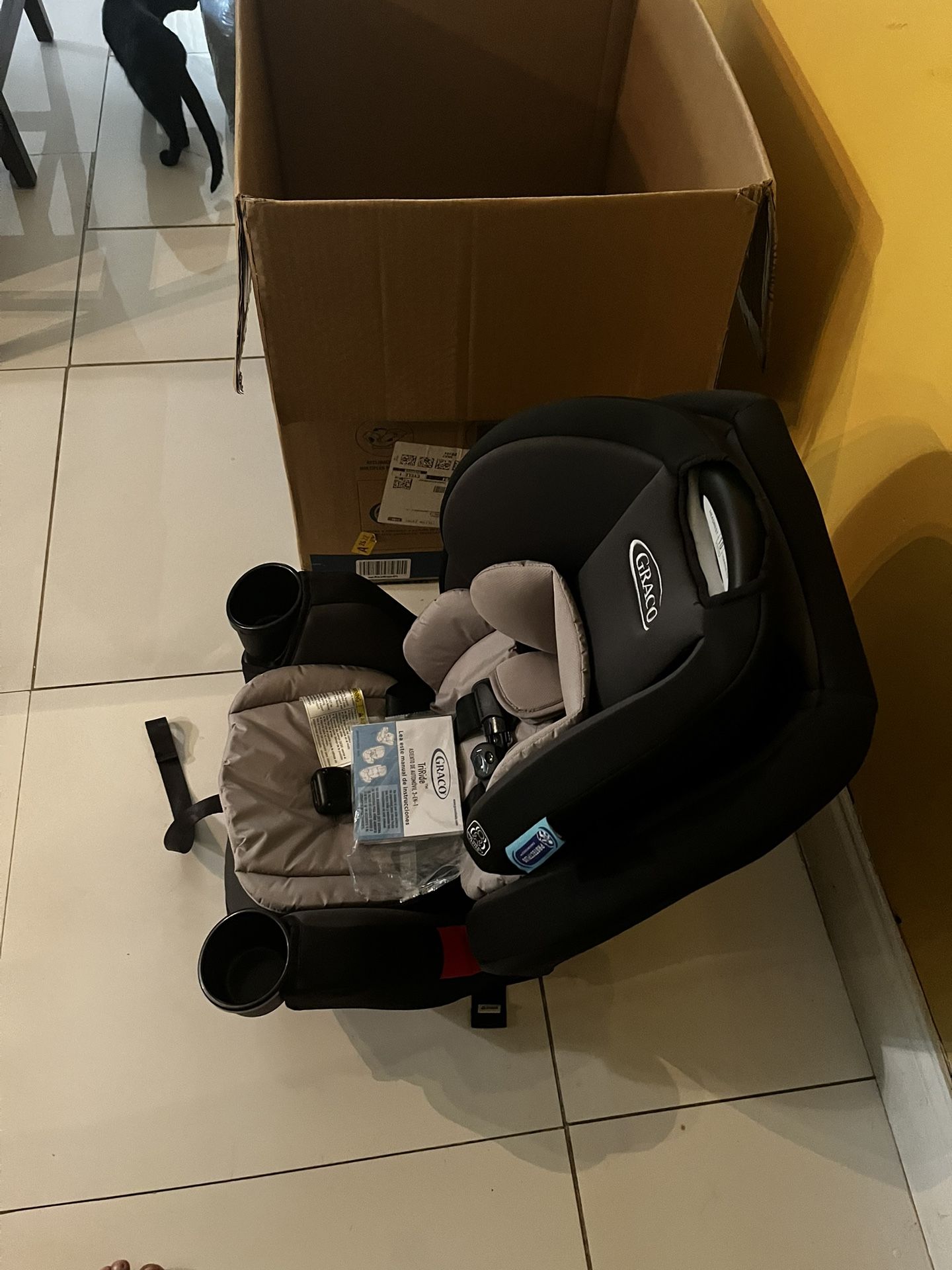 Graco TriRide 3-in-1 Convertible Car Seat - Highback Booster, Forward & Rear Facing modes, Suitable from Newborn to Preschooler, Perfect for Long Jour