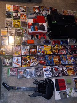 LOTS OF VIDEOGAMES