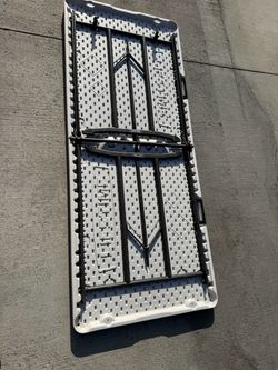 6ft Lifetime folding table