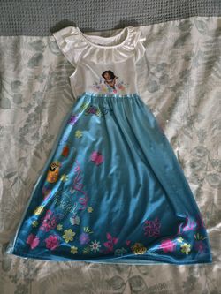 Encanto Dress Size 8