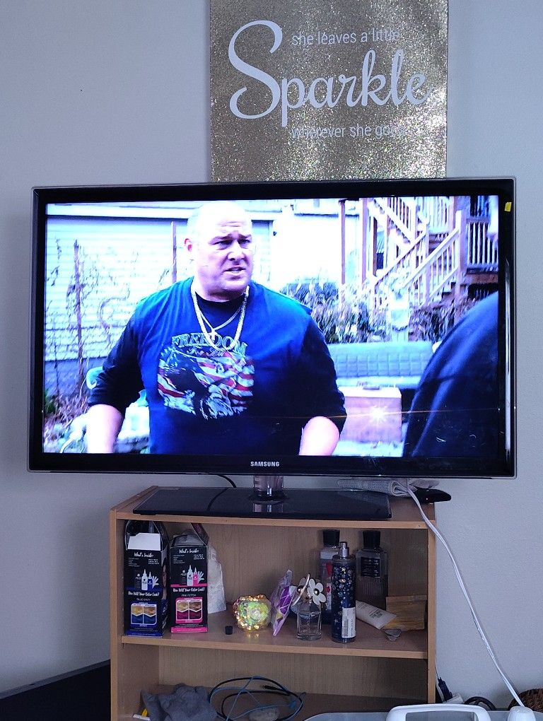 55 in. Samsung Smart Tv