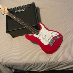 Fender Squier Mini With Spider IV Line 6 Amp NO CABLES