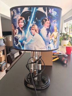 Star Wars legacy Lightsaber Table Lamp