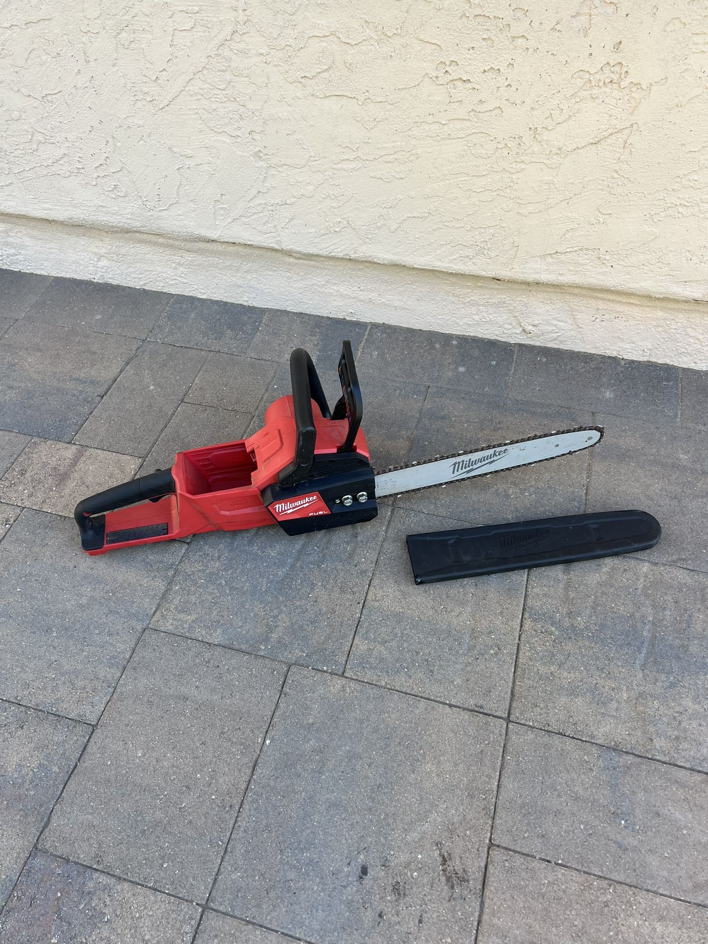 Milwaukee M18 FUEL Chainsaw (Tool Only)