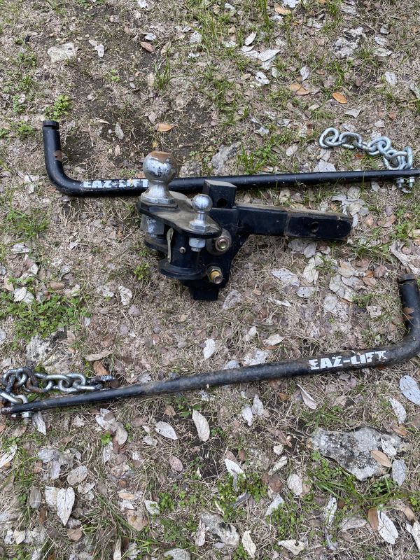 Travel trailer hitch and stabilizer bars for Sale in San Antonio, TX