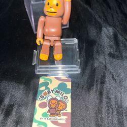 Bearbrick Series 45 100% Baby Milo - Super Secret