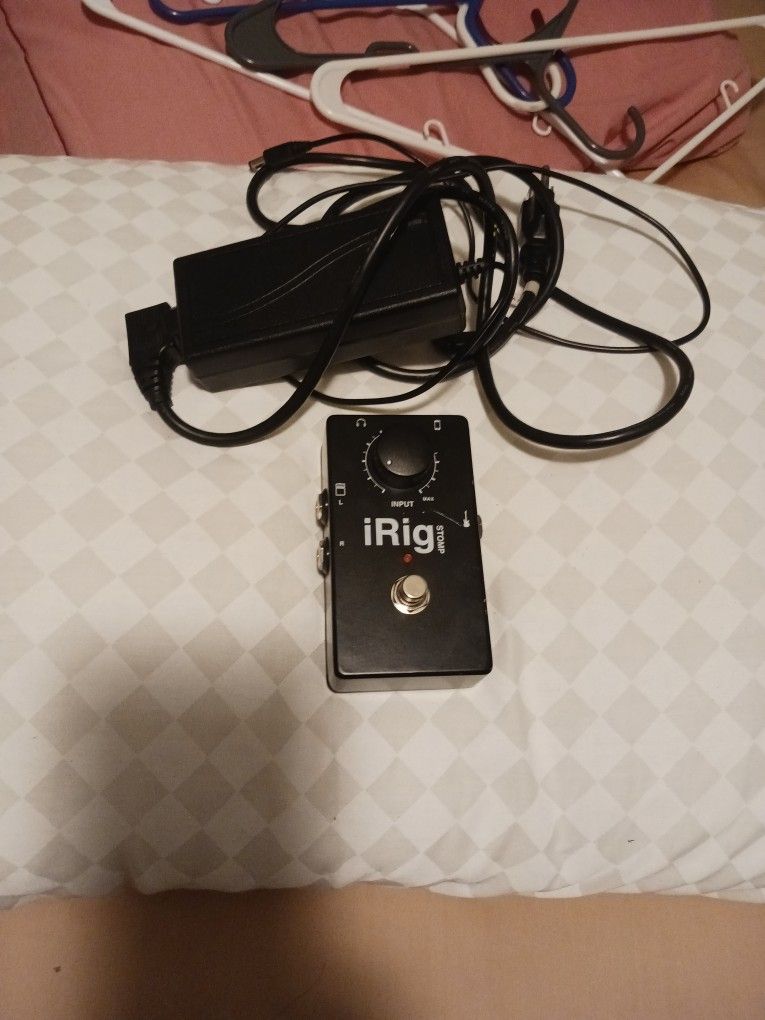Iríg Stomp Gitarr