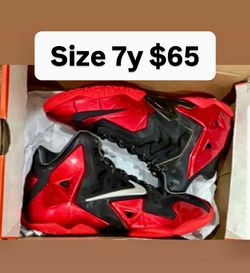 Nike LeBrons size 7y