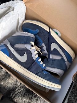 Jordan 1 mid SE crafts