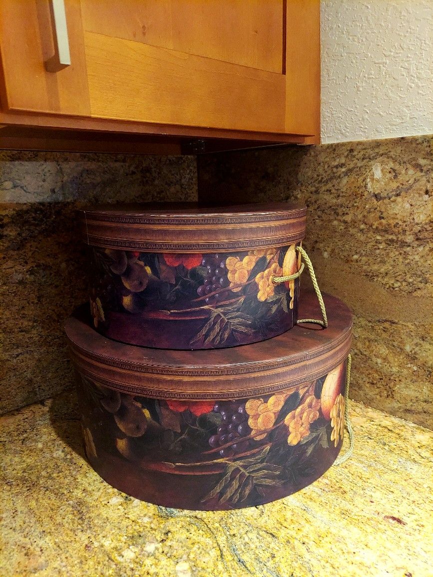 Boxes - Hats or Storage Kitchenware 