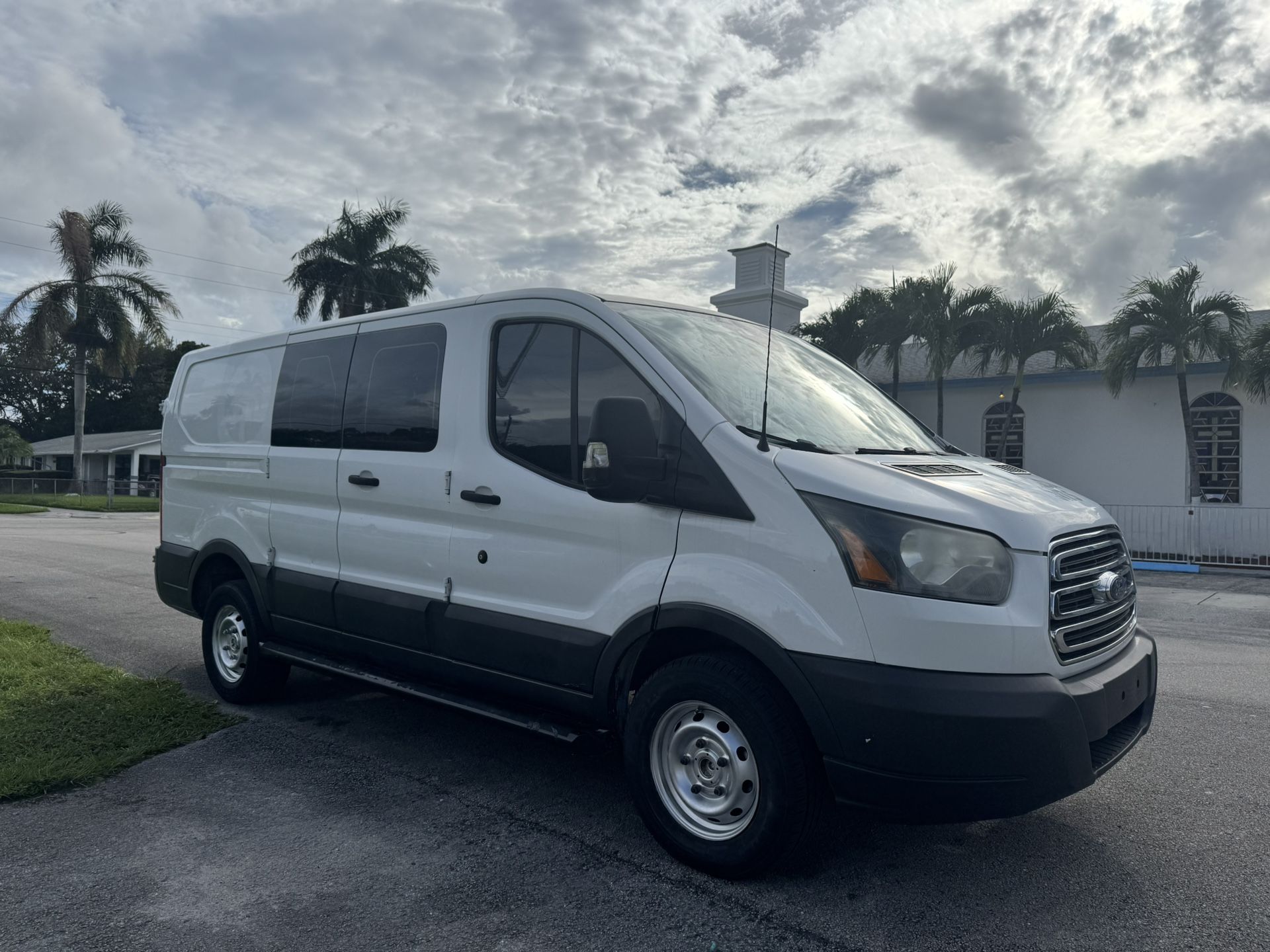 2017 Ford Transit-250