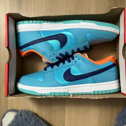 Brand New Dunks