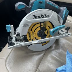Sircular Saw Makita 
