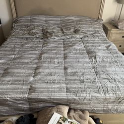 Sleep Number, California King Comforter