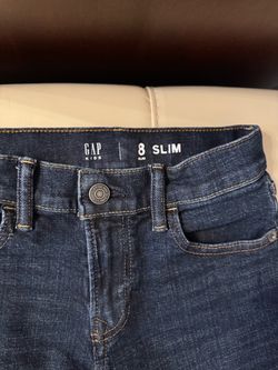 3 Like new Gaps Slim Fits Jeans for boys Size 8