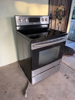 Samsung 30” Electric Stove Range – Stainless Steel Convection Oven