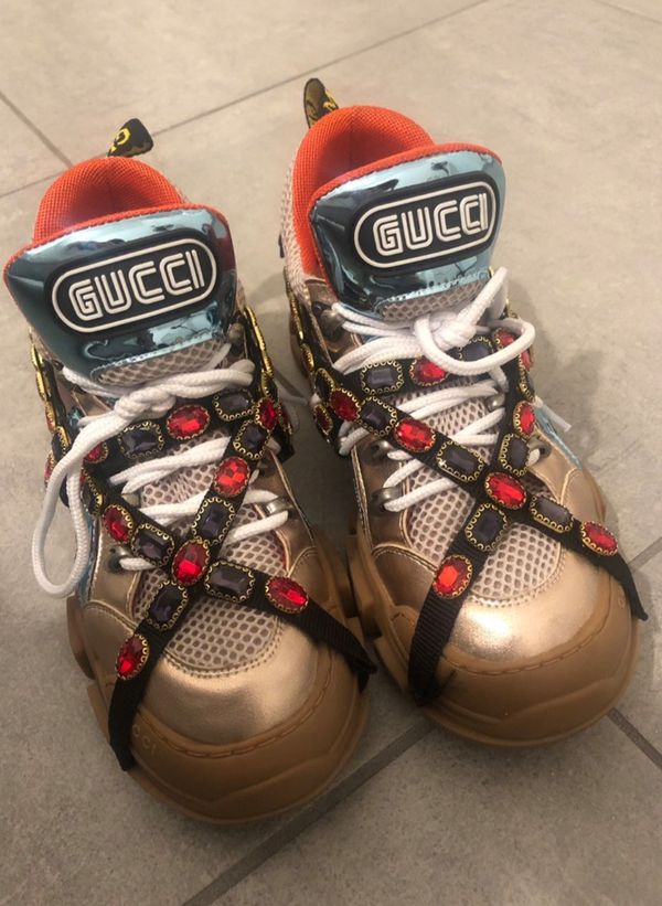 Gucci shoes for Sale in The Bronx, NY - OfferUp