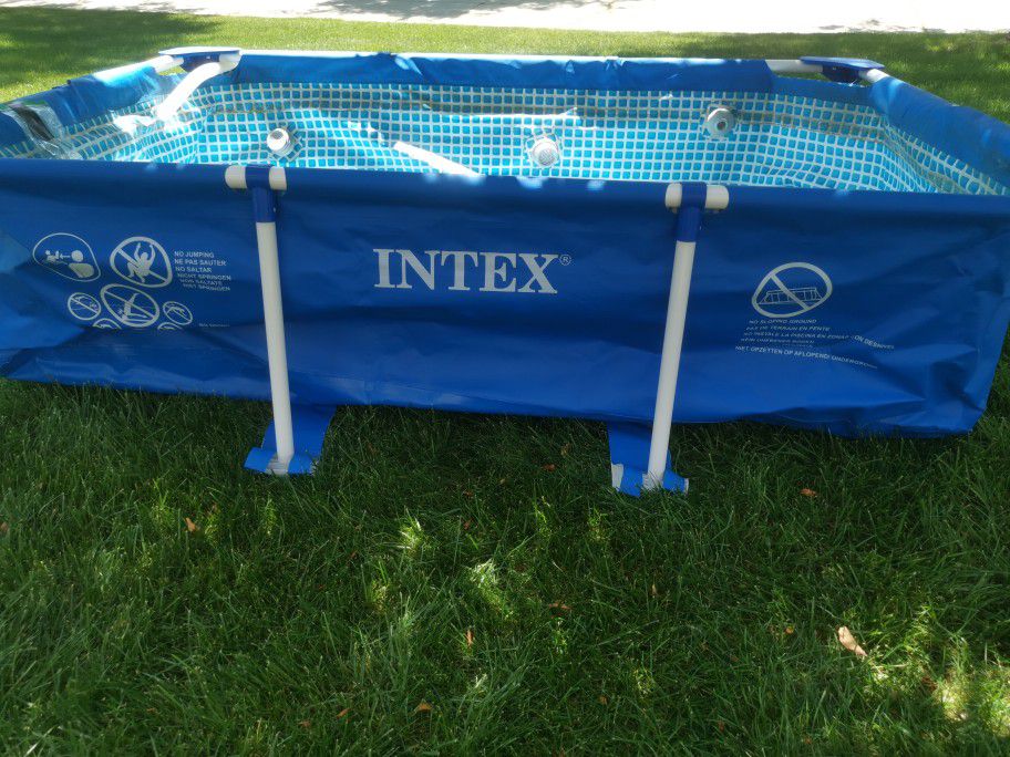 Intex Kid's Swimming Pool (2.2mx1.5mx0.6m ) 