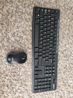 Wireless Keyboard & Mouse (Logitech K270)